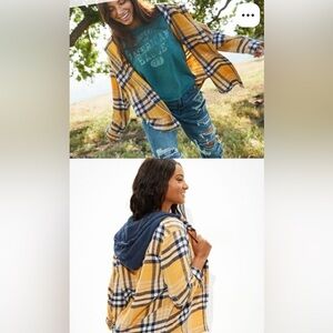 American Eagle Outfitters Oversized Flannel Plaid Button-Down Shirt with Hoodie